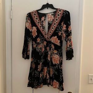 Billabong dress size M